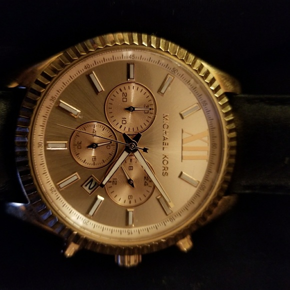 Mens Michael Kors Rose Gold Tone Watch - Picture 1 of 5